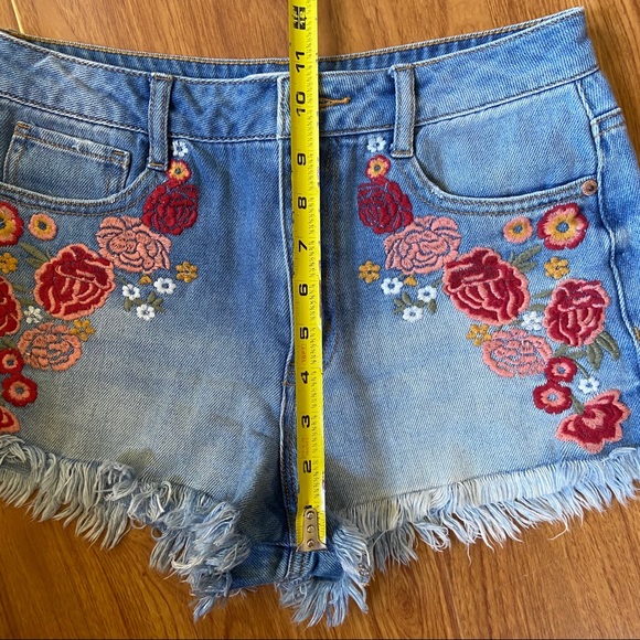 F21 High Waisted Festival Shorts - Picture 6 of 6